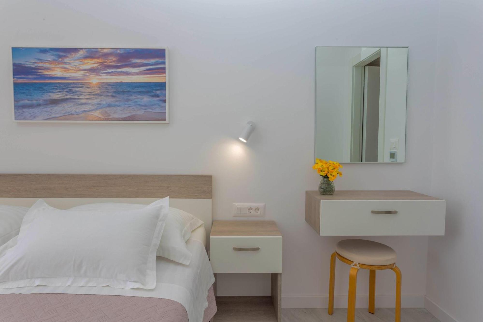 Apartments Tatjana Dominis Хвар Номер фото