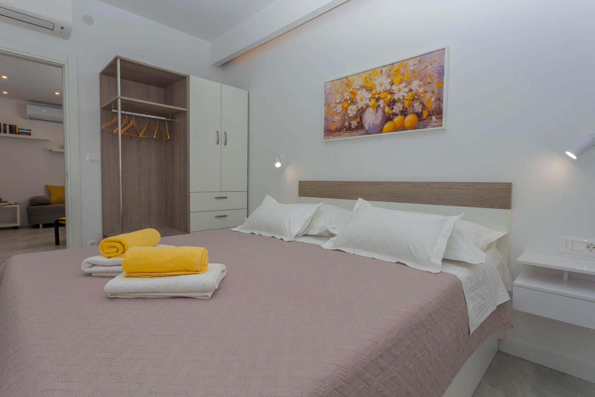 Apartments Tatjana Dominis Хвар Екстер'єр фото