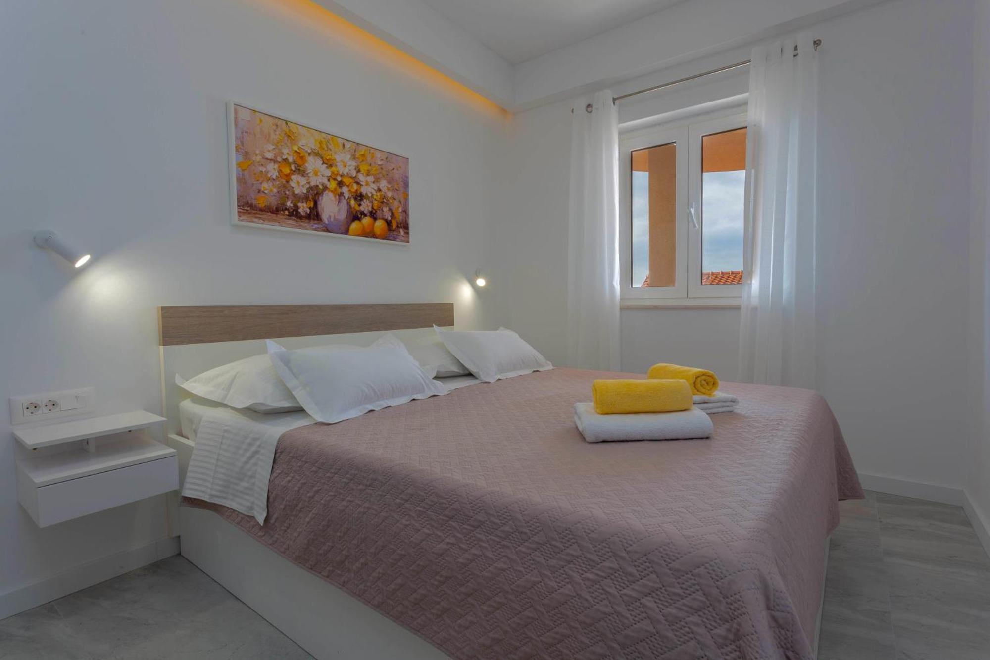 Apartments Tatjana Dominis Хвар Екстер'єр фото