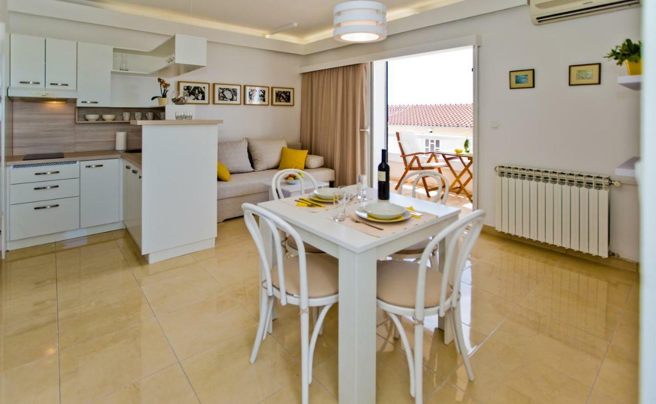 Apartments Tatjana Dominis Хвар Екстер'єр фото